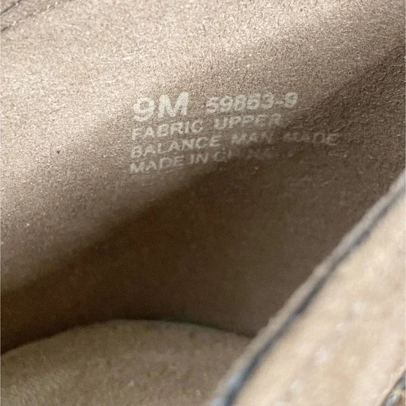 Aerosoles Heels Brown Seascape Taupe Faux Suede Zipper Booties Size 9M - Picture 6 of 7